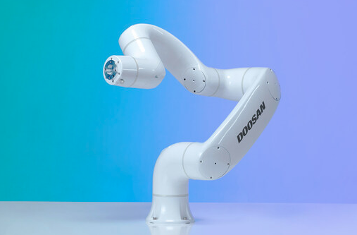 Korean firm launches collaborative robot line for F&amp;B industry