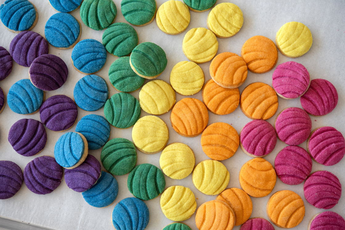 GNT highlights plant-based EXBERRY colours with rainbow concha cookies at IBIE 2025
