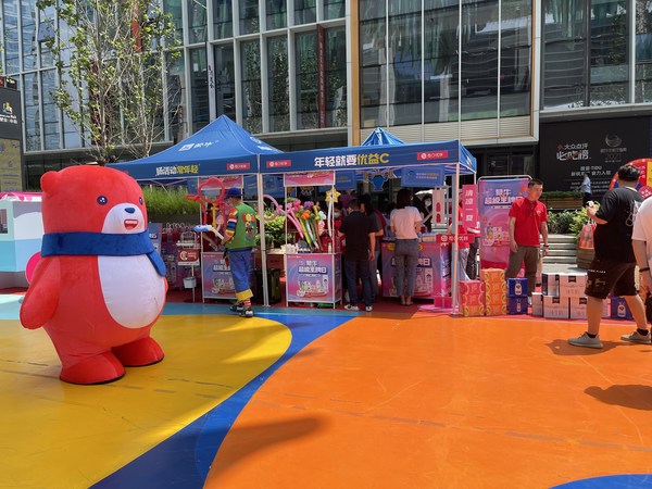 China based Missfresh deploy Go Smart Vending Machines on their premises