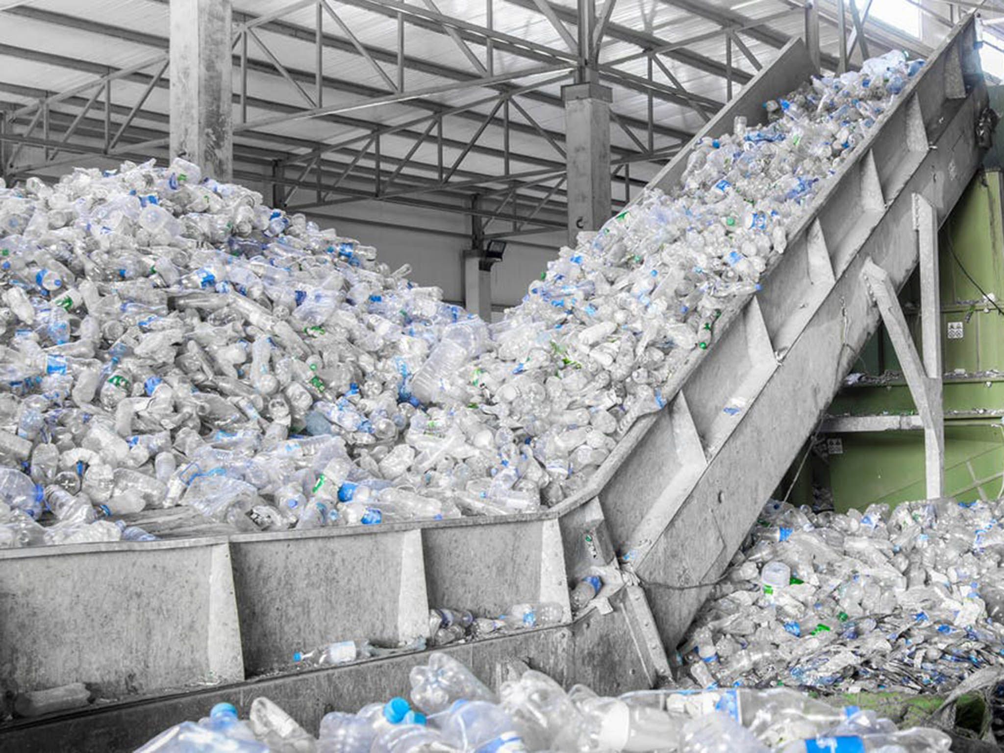 Big brands oath to cut all plastic waste